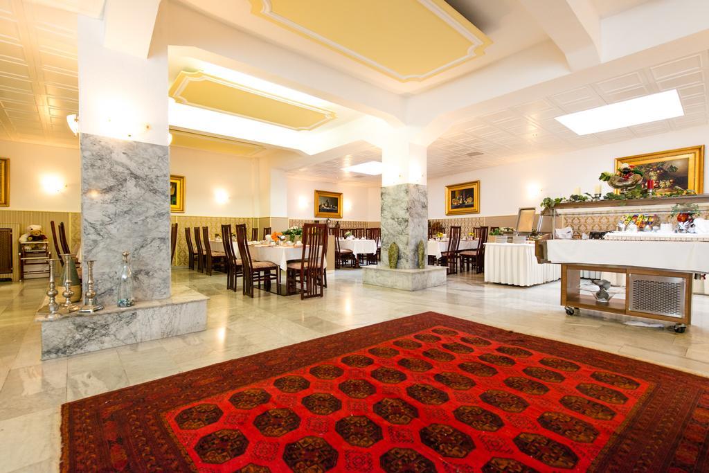 Hotel Ravel International Offenbach am Main Esterno foto