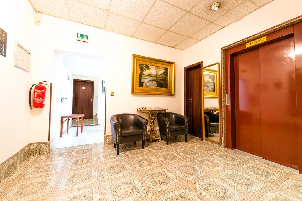 Hotel Ravel International Offenbach am Main Esterno foto